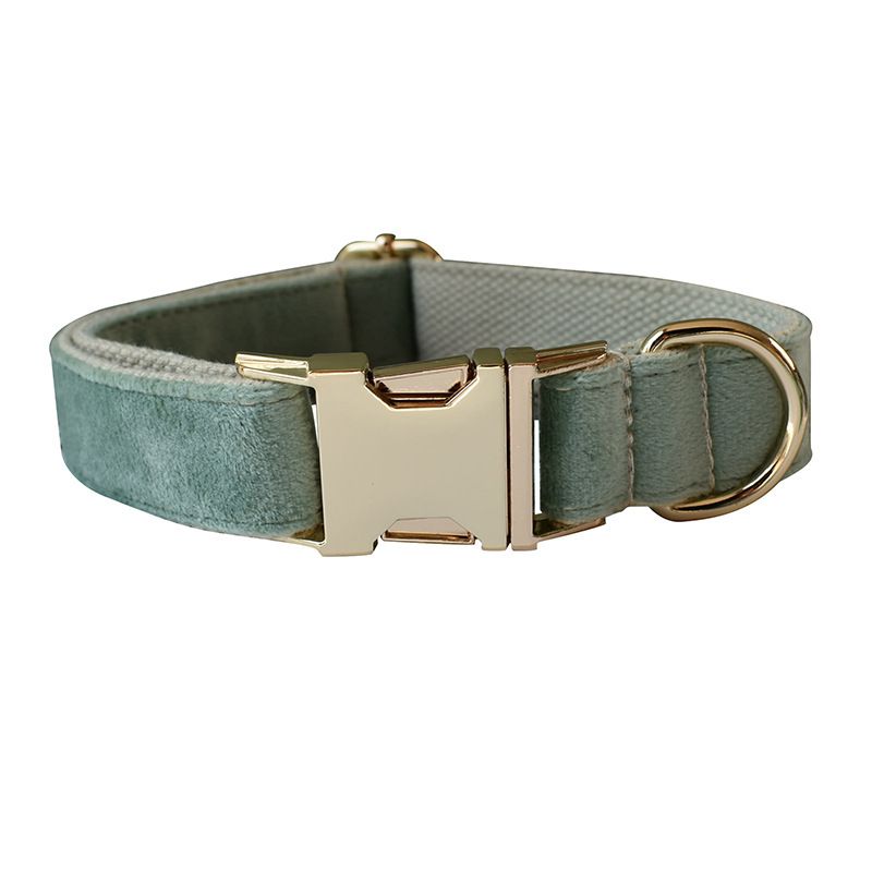 Elegante collar de calidad de color verde menta